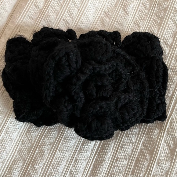 True Religion wool black knit headband with rosette - Picture 1 of 6